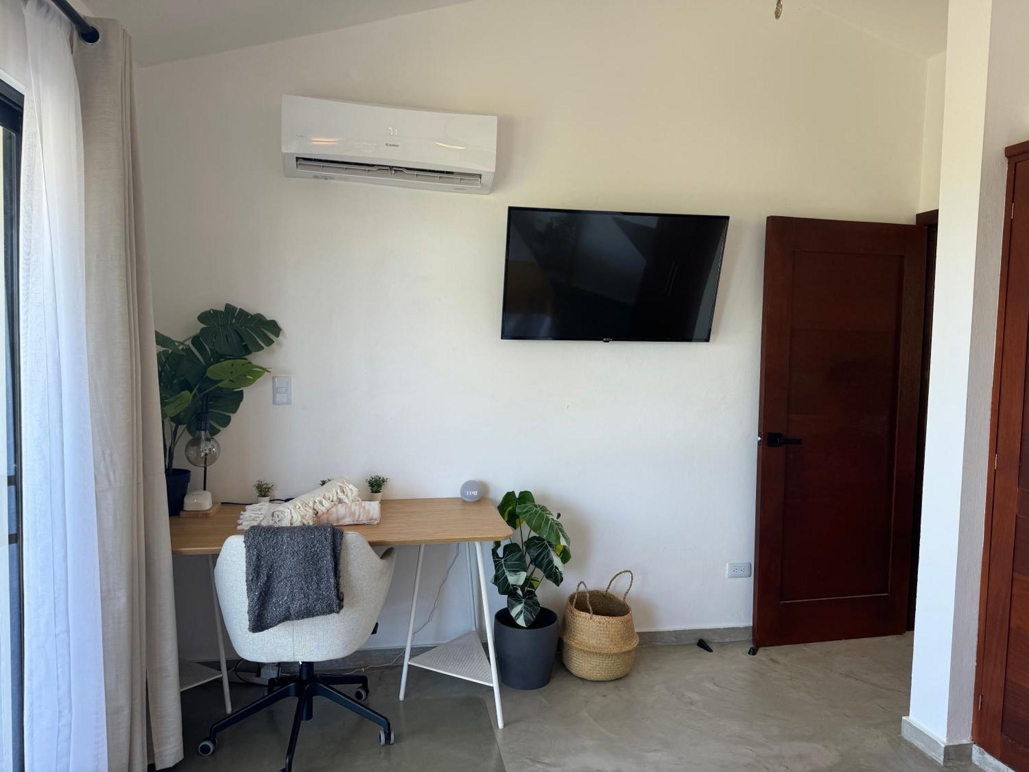 Catalina, Cabrera Oceanview Multi 2 Bd 2 Bath Condo Units With Balcony And Pool Exterior photo